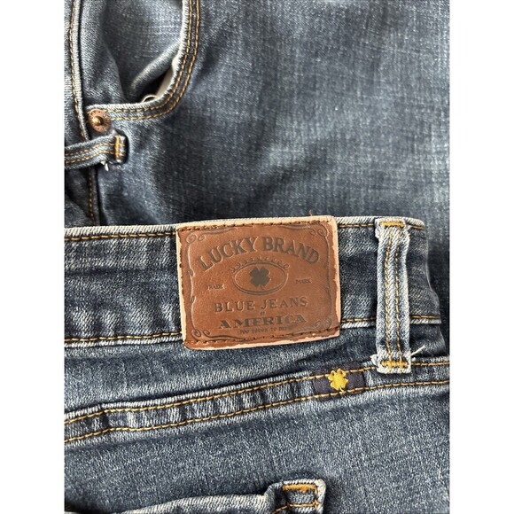 Lucky Brand Women’s Lolita Boot Jeans Size 10/30 Dark Wash Mid Rise Denim - Picture 6 of 6